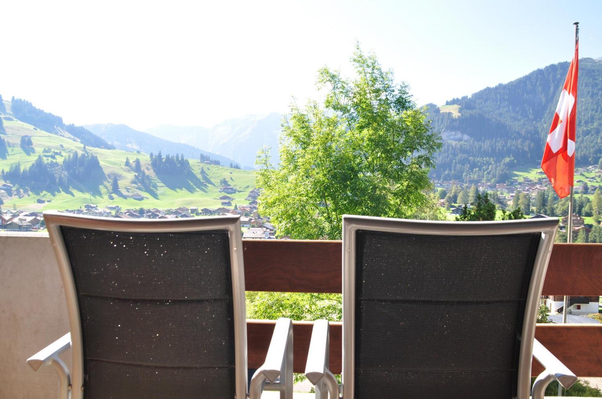 Ferien- Und Familienhotel Alpina Adelboden Esterno foto